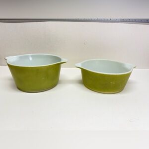 PYREX Set 2 Avocado Green Nesting Mixing Bowls 472- 1 1/2 Pt, 473- 1Qt. Vintage